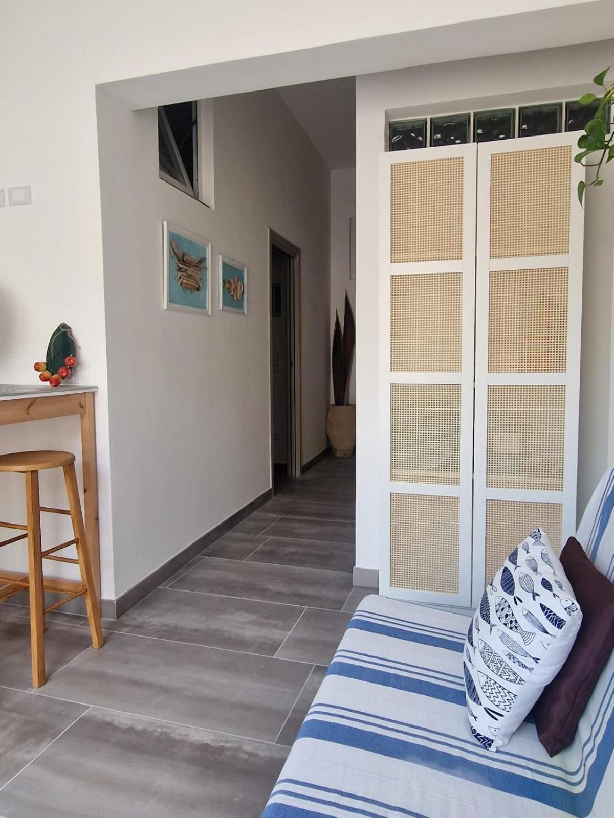 Camere A Oriente II Room And Apartments Torre dell'Orso Bagian luar foto